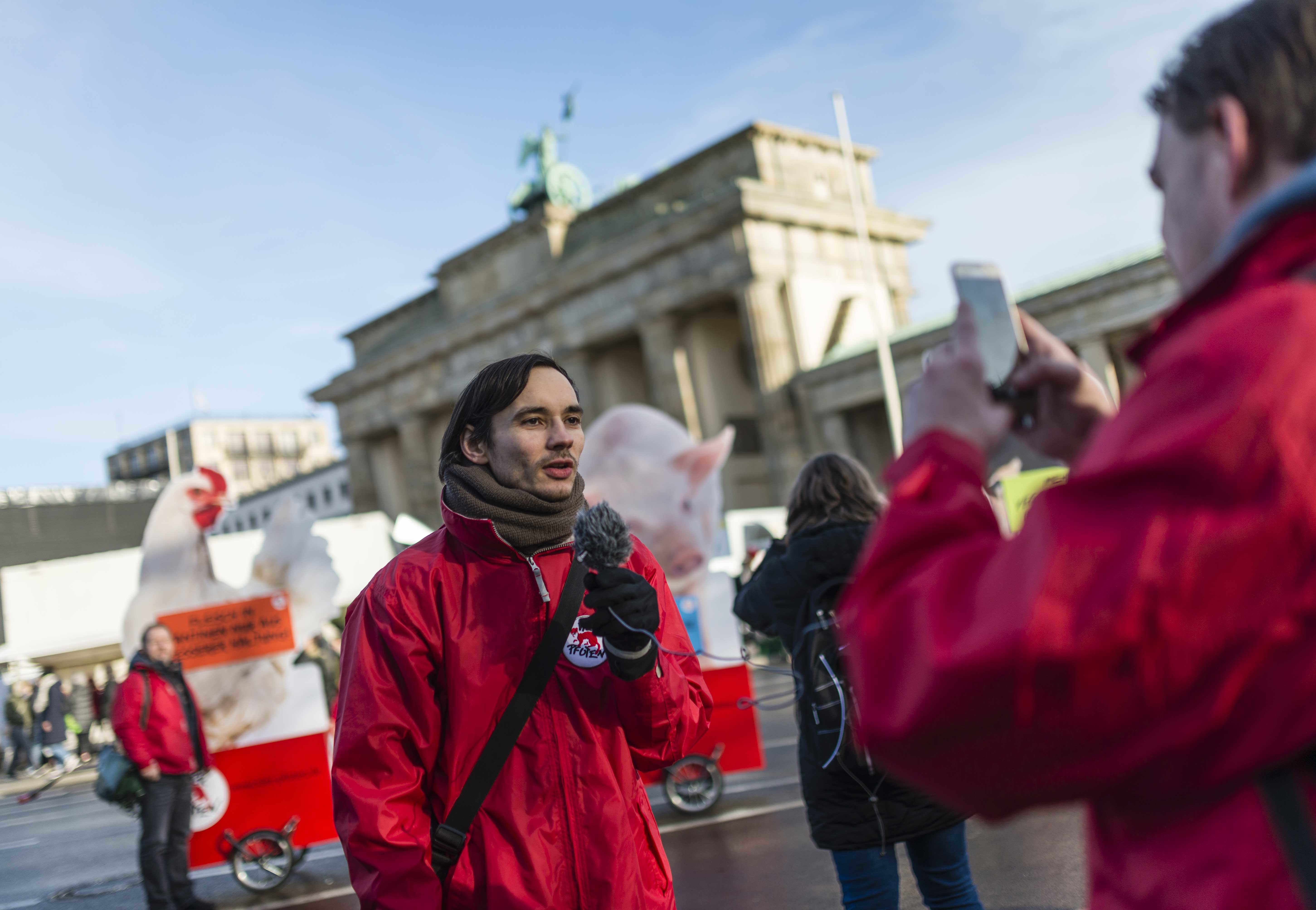 VIER PFOTEN auf der Wir haben es satt Demo im Januar 2020 in Berlin