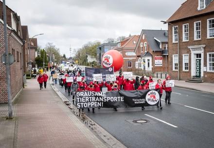 Demonstration gegen Tiertransporte in Aurich